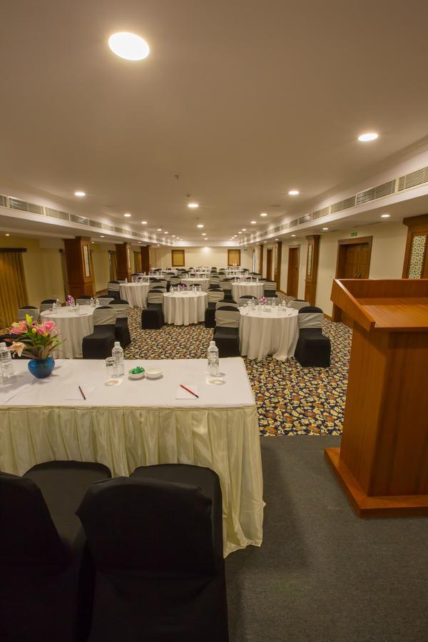 Viva Hotel Near Madgaon Railway Station Exterior photo